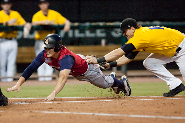 Brandon Guyer-Logan morrison.jpg